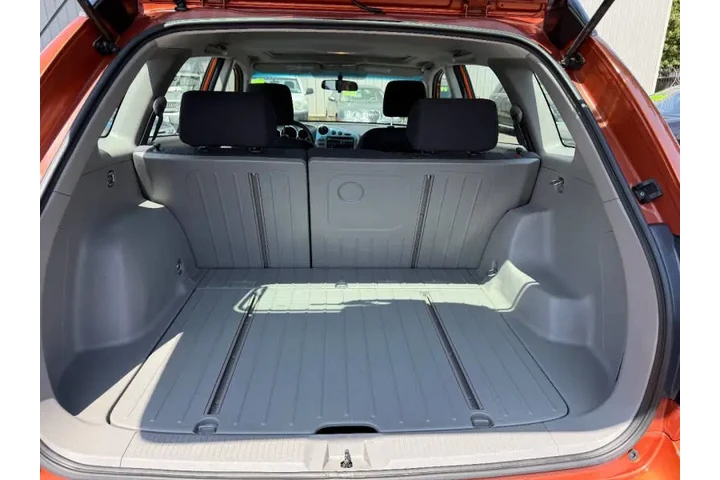 $5995 : 2004 Vibe image 10