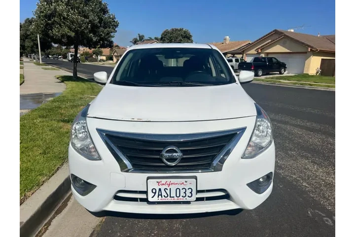 $6800 : 2018 Versa SV image 8