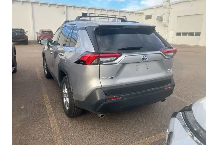 $25991 : Toyota RAV4 Hybrid 2021 AWD image 3