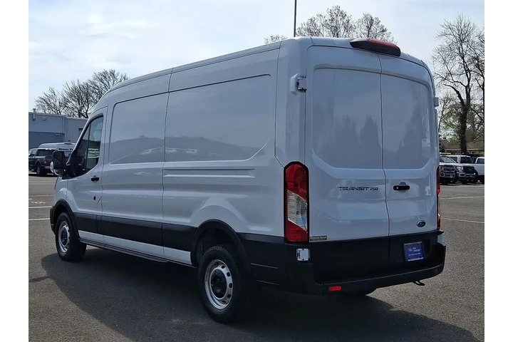 $39995 : Ford Transit 2023 250 3dr SW image 5