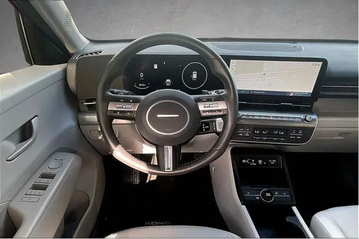 $21740 : Hyundai KONA 2024 SEL 4dr Cr image 4