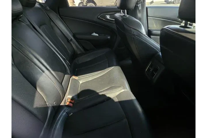 $7991 : Chrysler 200 2015 C 4dr Seda image 4