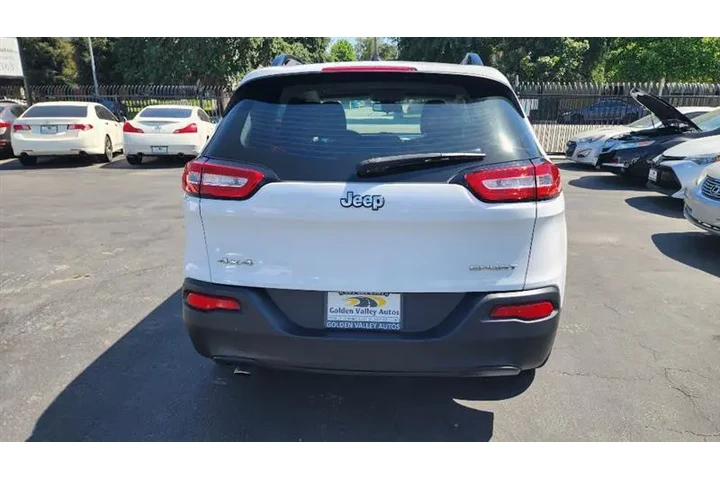 $9499 : 2016 Cherokee image 7