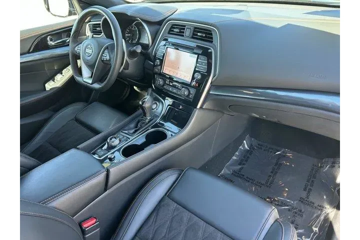 $31529 : Nissan Maxima 2022 3.5 SR 4d image 8
