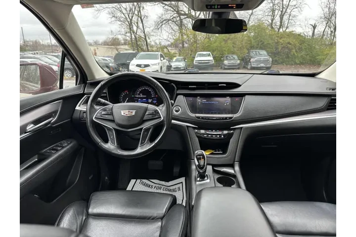 $12900 : 2017 XT5 Luxury image 9