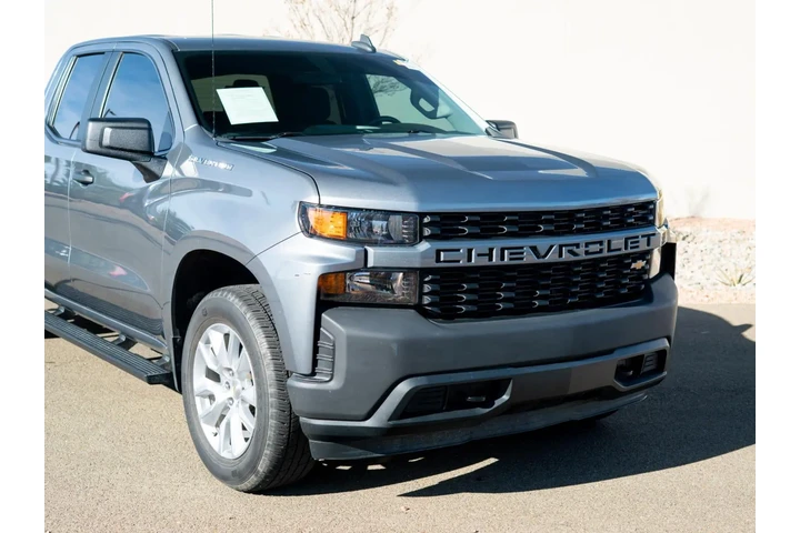 $30478 : 2021 Silverado 1500 Custom image 2