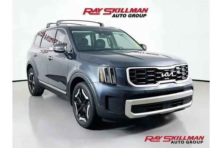 $31975 : Kia Telluride 2024 S 4dr SUV image 1