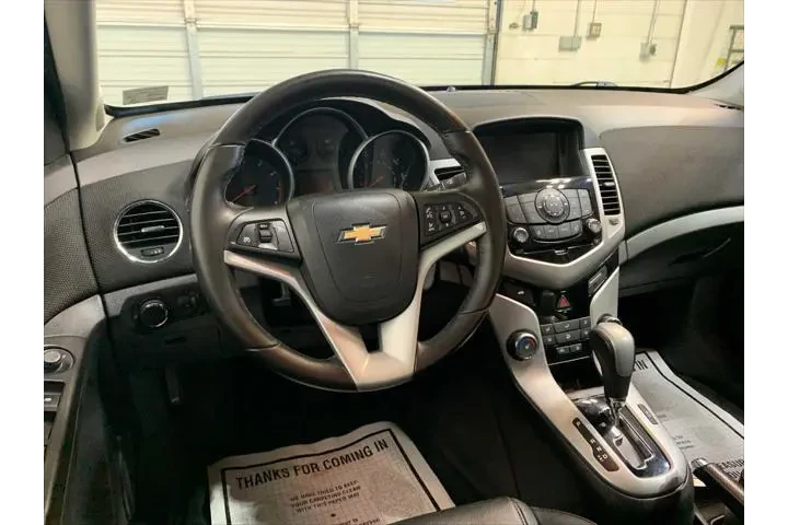 $10989 : Chevrolet Cruze Limited 2016 image 4