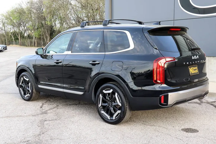 $35288 : 2025 Telluride S AWD image 6