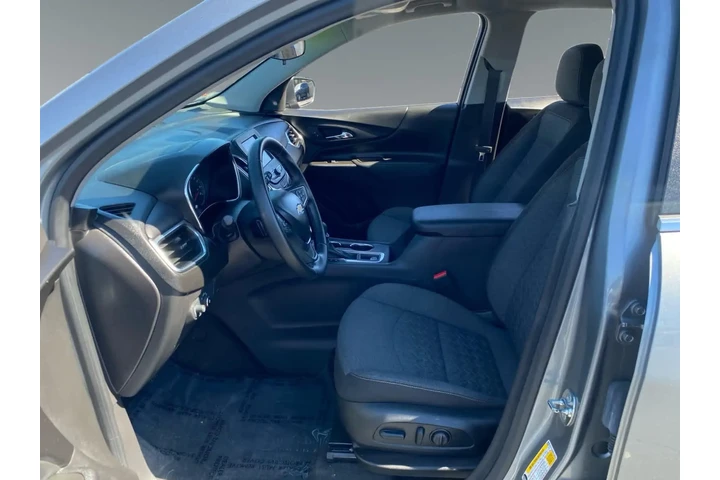 $27414 : Chevrolet Equinox 2024 LT 4d image 9