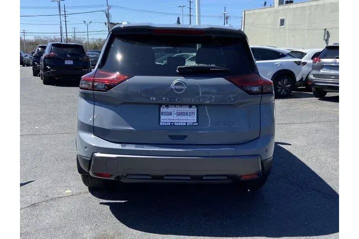 $30333 : Nissan Rogue 2025 AWD SL 4dr image 5