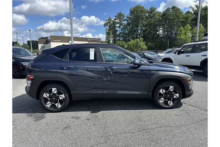 $24275 : Hyundai KONA 2025 SEL 4dr Cr image 8