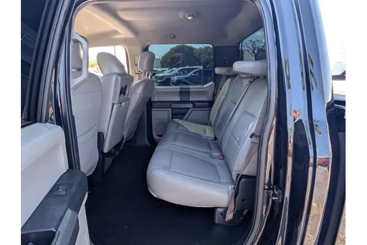 $16997 : Ford F-150 2016 4x2 King Ran image 8