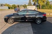 $9990 : 2017 Elantra Value Edition thumbnail