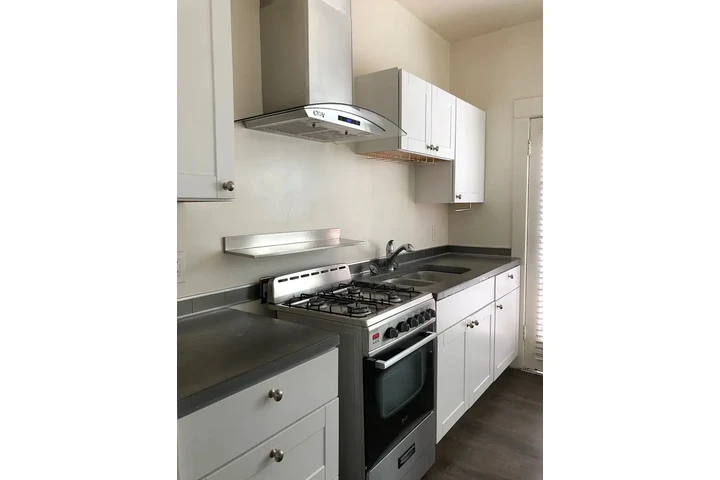 $1100 : Elegante apt. En Koreatown image 2