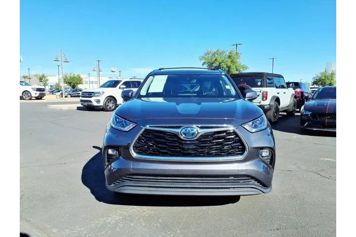 $39187 : Toyota Highlander Hybrid 202 image 2