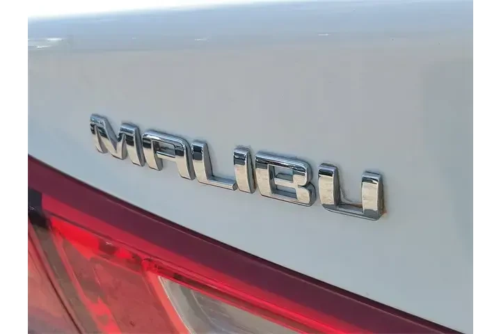 $15291 : Chevrolet Malibu 2023 LT 4dr image 5