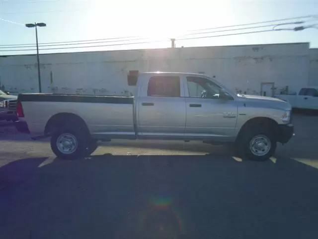 $29995 : 2016 RAM 2500 Tradesman image 9