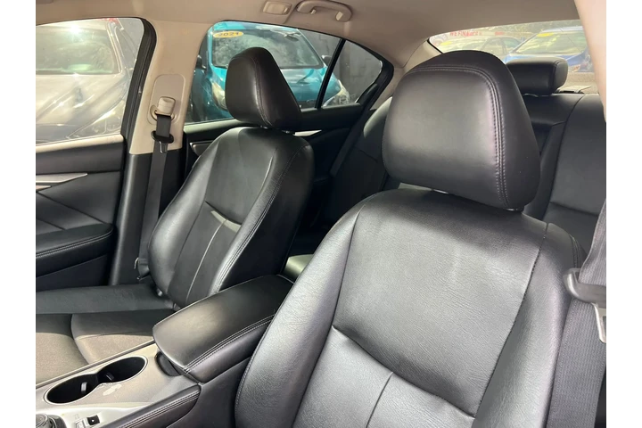 $1900 : Infiniti Q50 image 6