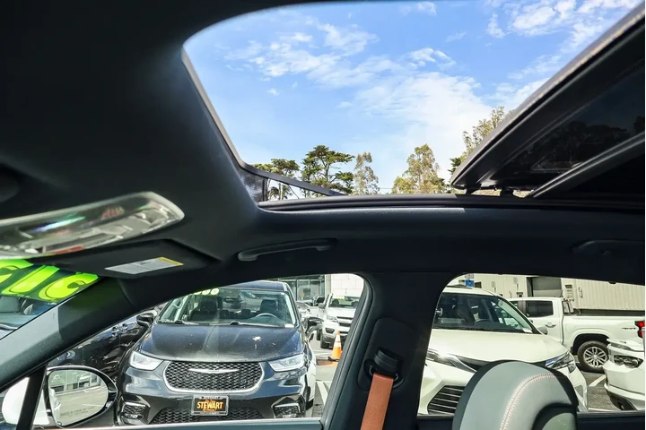 $37000 : Genesis GV70 2023 AWD 2.5T S image 8