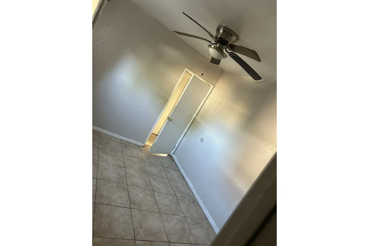 $700 : RENTO CUARTO ACCESIBLE image 3