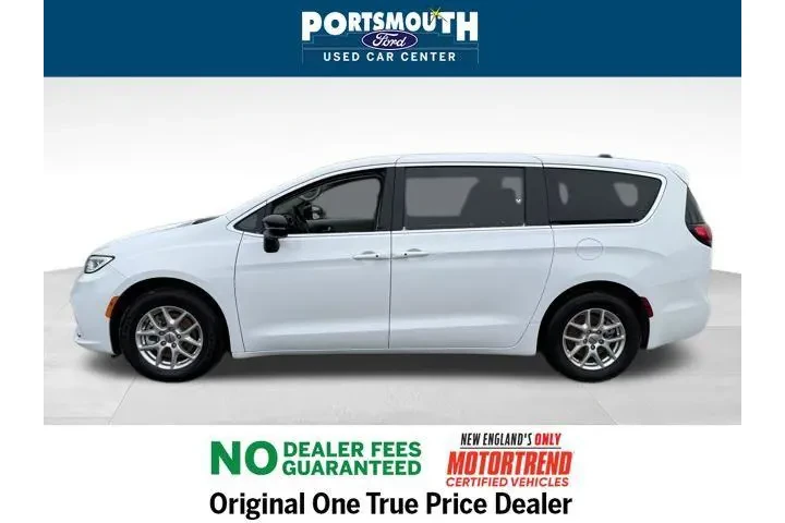 $28995 : Chrysler Pacifica 2024 Touri image 2