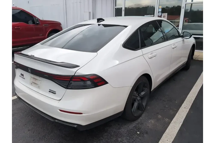 $26629 : Honda Accord Hybrid 2023 Spo image 3