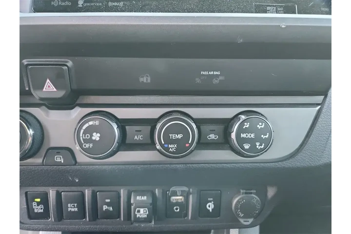 $32000 : Toyota Tacoma 2019 4x4 TRD P image 8