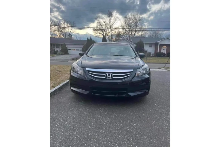 $1200 : Honda Accord image 3