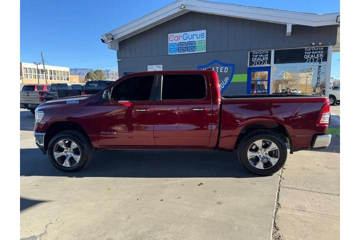 2019 RAM 1500 Big Horn Crew C image 8