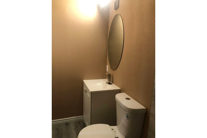 $1100 : Estudio en renta image 2