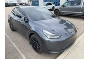 $28384 : Tesla Model Y 2023 AWD Long thumbnail