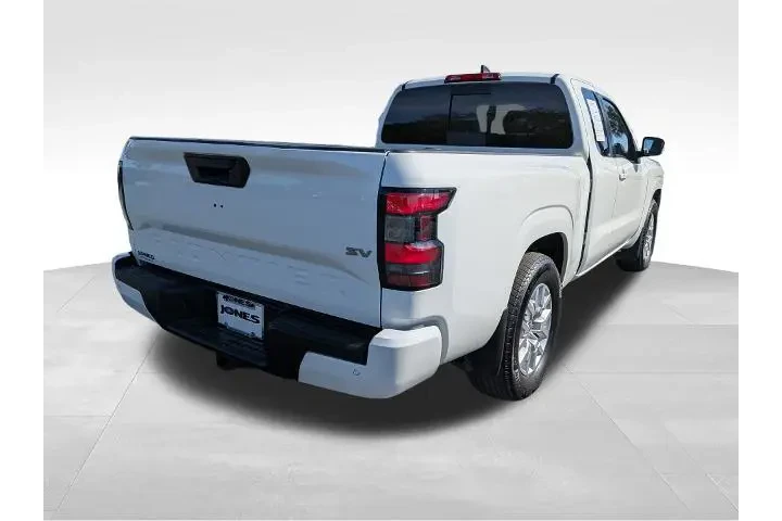 $26463 : Nissan Frontier 2024 4x2 SV image 5