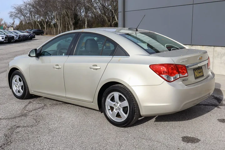 $11949 : 2016 Cruze Limited LT image 6