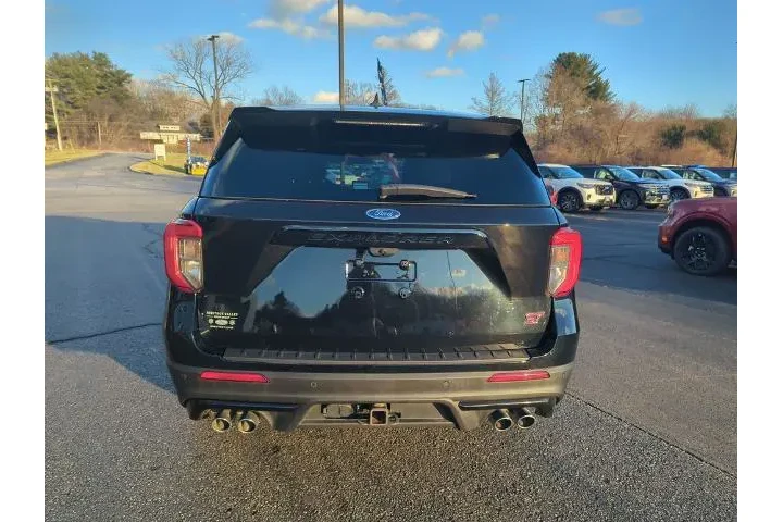 $39913 : Ford Explorer 2022 AWD ST 4d image 6
