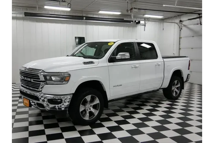 $31997 : Ram 1500 2021 4x4 Laramie 4d image 8