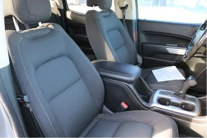$19977 : Chevrolet Colorado 2019 4x2 image 8