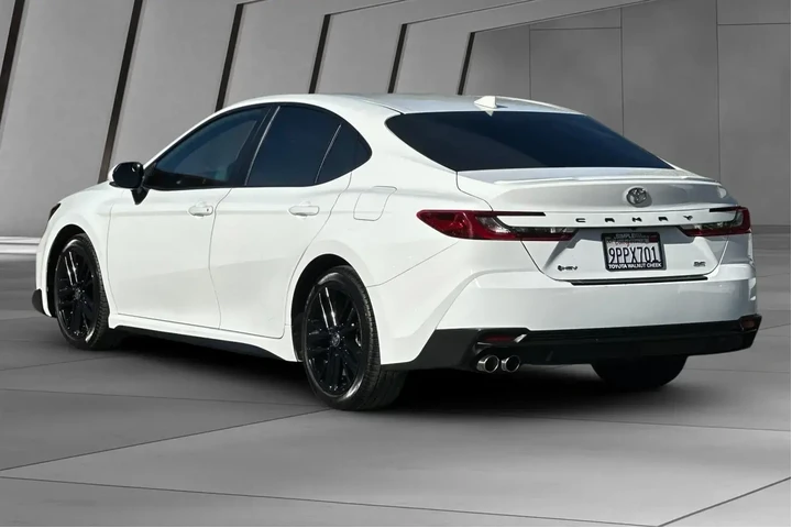 $25800 : Toyota Camry 2025 SE 4dr Sed image 10