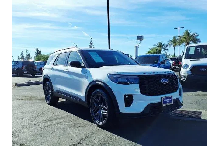 $39951 : Ford Explorer 2025 AWD ST-Li image 8