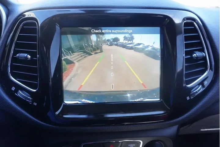 $21888 : Jeep Compass 2019 4x4 Limite image 9