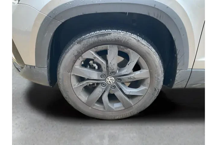 $17777 : Volkswagen Taos 2022 AWD SE image 9