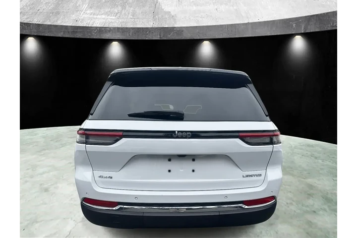 $27985 : Jeep Grand Cherokee 2023 4x4 image 3