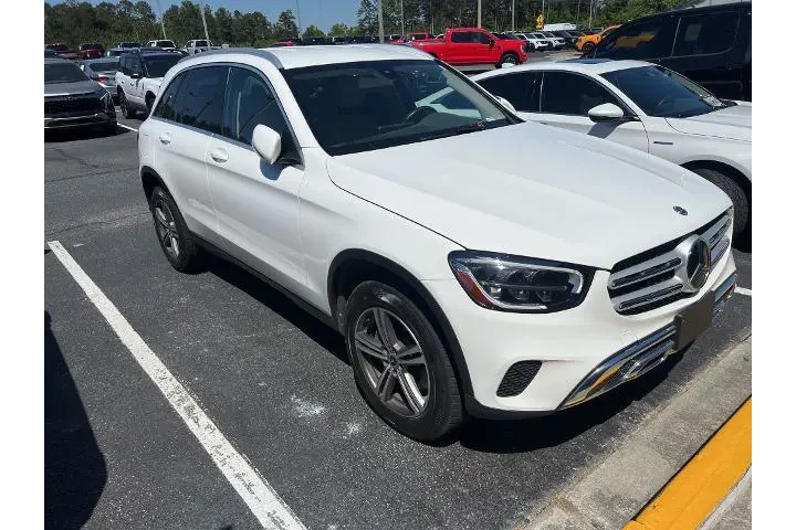 $17998 : Mercedes-Benz GLC 2020 GLC 3 image 2