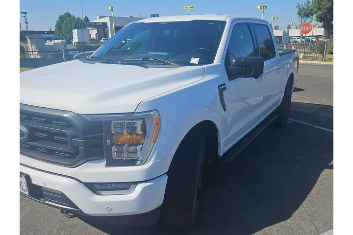 $38500 : Ford F-150 2021 4x4 XL 4dr S image 1