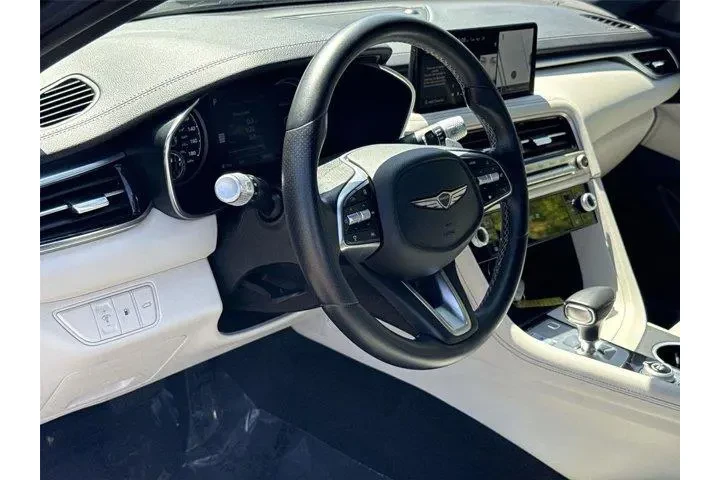 $30400 : Genesis G70 2025 2.5T Standa image 9