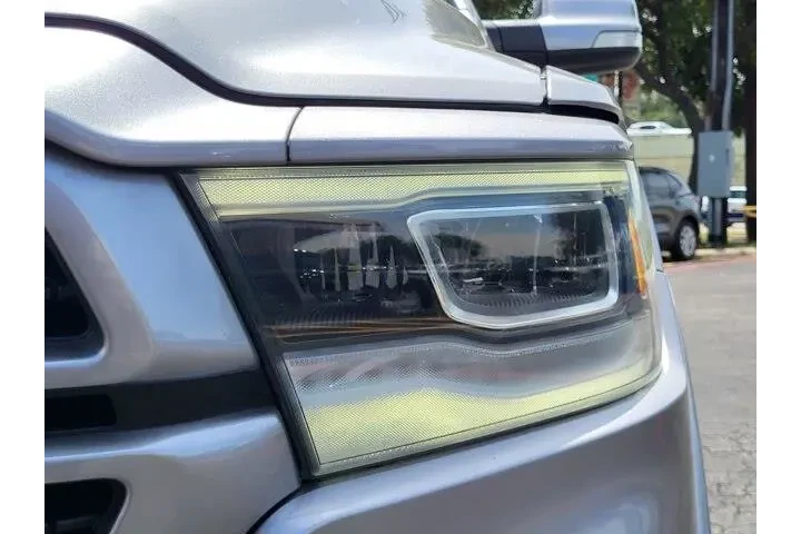 $36500 : Ram 1500 2021 4x4 Laramie 4d image 10