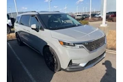 $33137 : Kia Carnival 2022 SX 4dr Min thumbnail