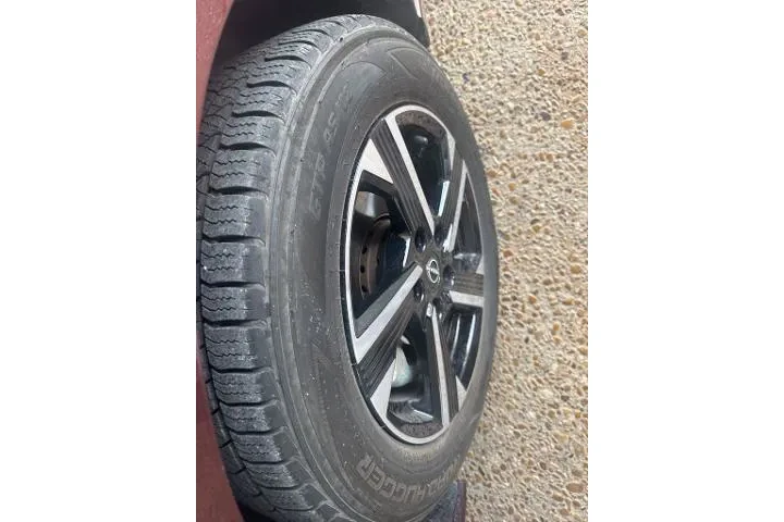 $20953 : Nissan Sentra 2024 SV 4dr Se image 2