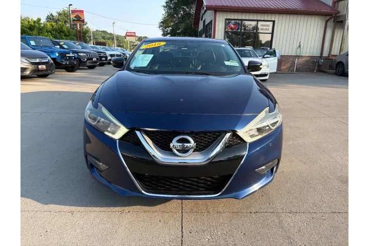 $12950 : 2016 Maxima 3.5 S image 3