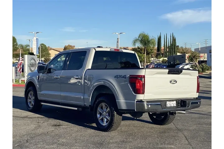$35995 : Ford F-150 2024 4x4 XLT 4dr image 5